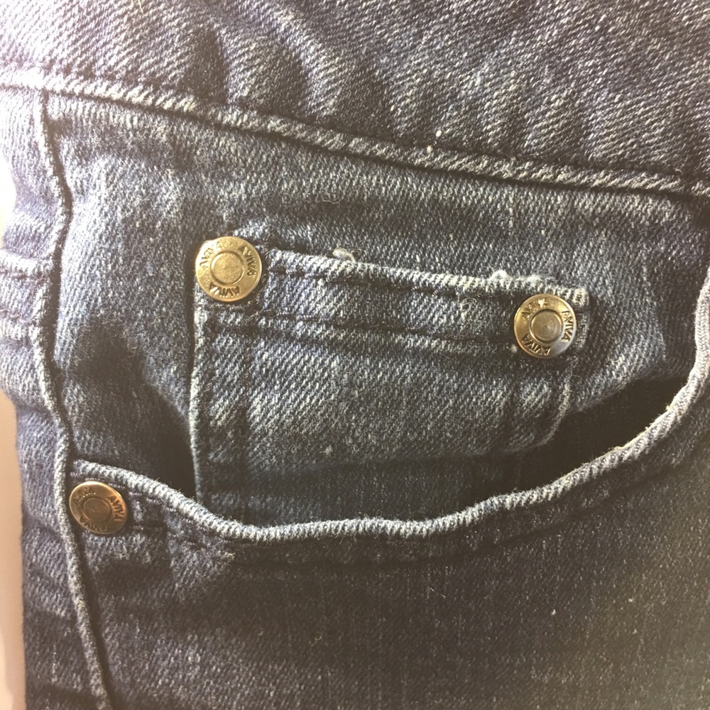 Aviva denim jean cutoffs. Size 9 - Picture 2 of 6